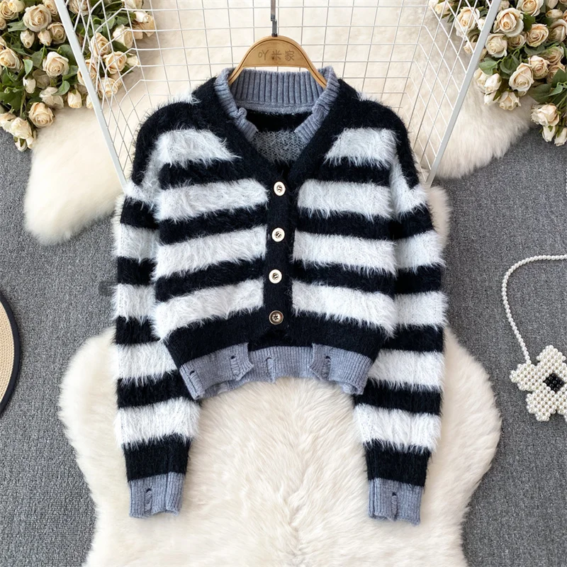 

Spring Korean Contrast Striped Knitted Sweater Women Short Cardigan Tops Frayed Hole Hem V-neck Long Sleeve Ladies Knitwear Coat