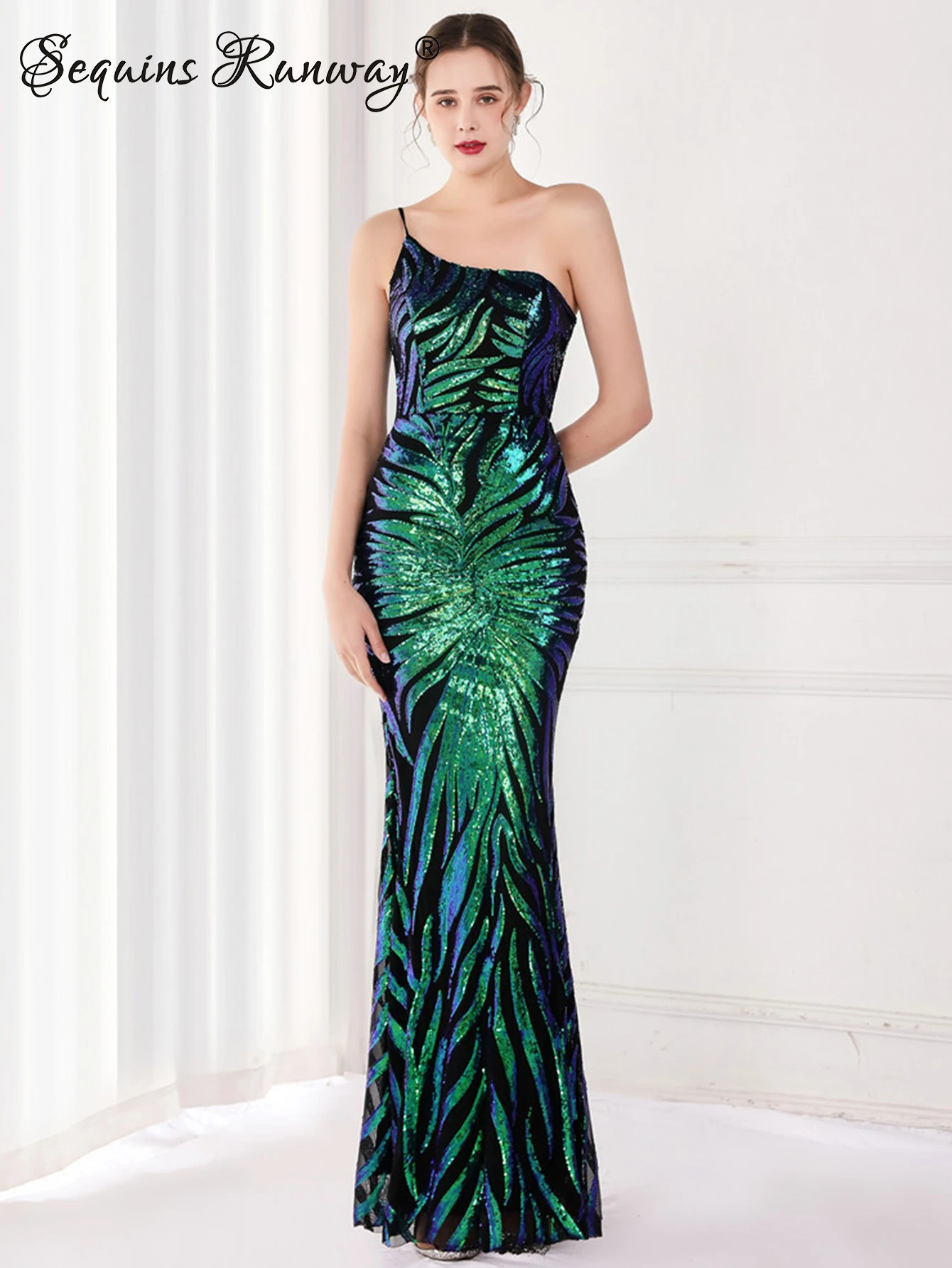 فساتين طويلة مثيرة أنيقة لحفلات الزفاف للنساء 2025...