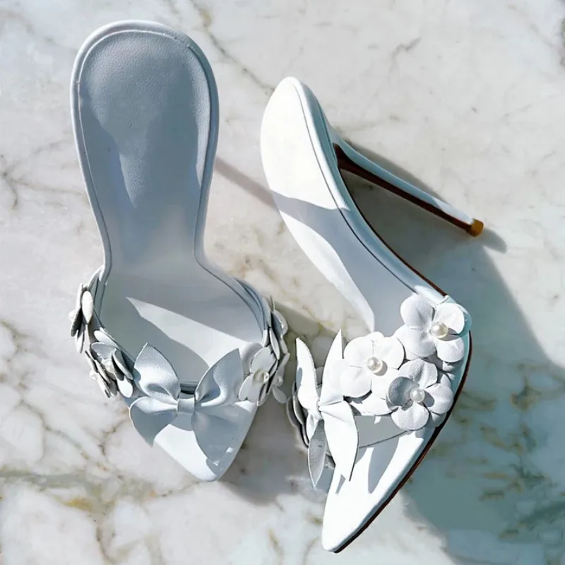 

Summer New Lacquer Leather Pointed Bow Tie Pearl Flower Slippers High Heel Party Dress Versatile Fashion Large Size Women Sandal