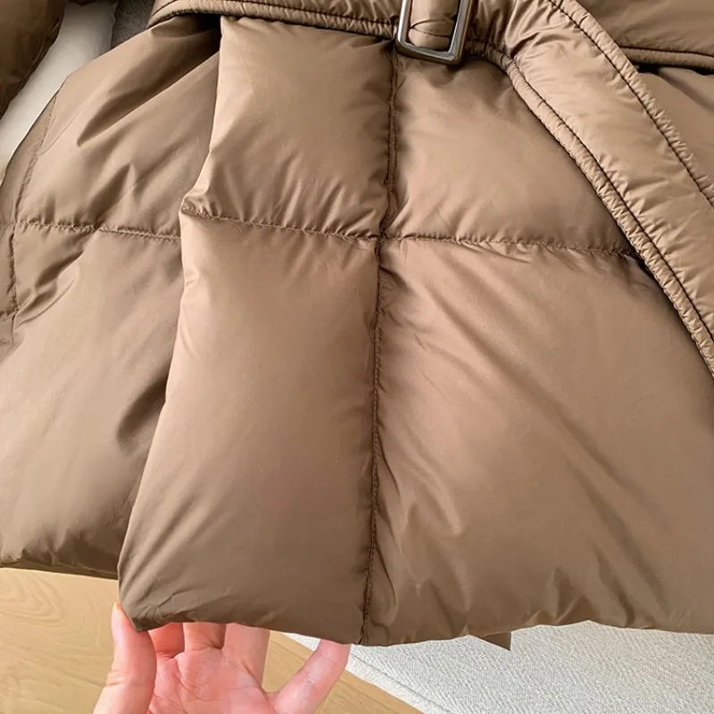 2023 Winter Women Fashion Down Jackets Ultra Light Warm Cusual Coat Female Puffer Jacket with Belt Plus Size Hooded Short Parka