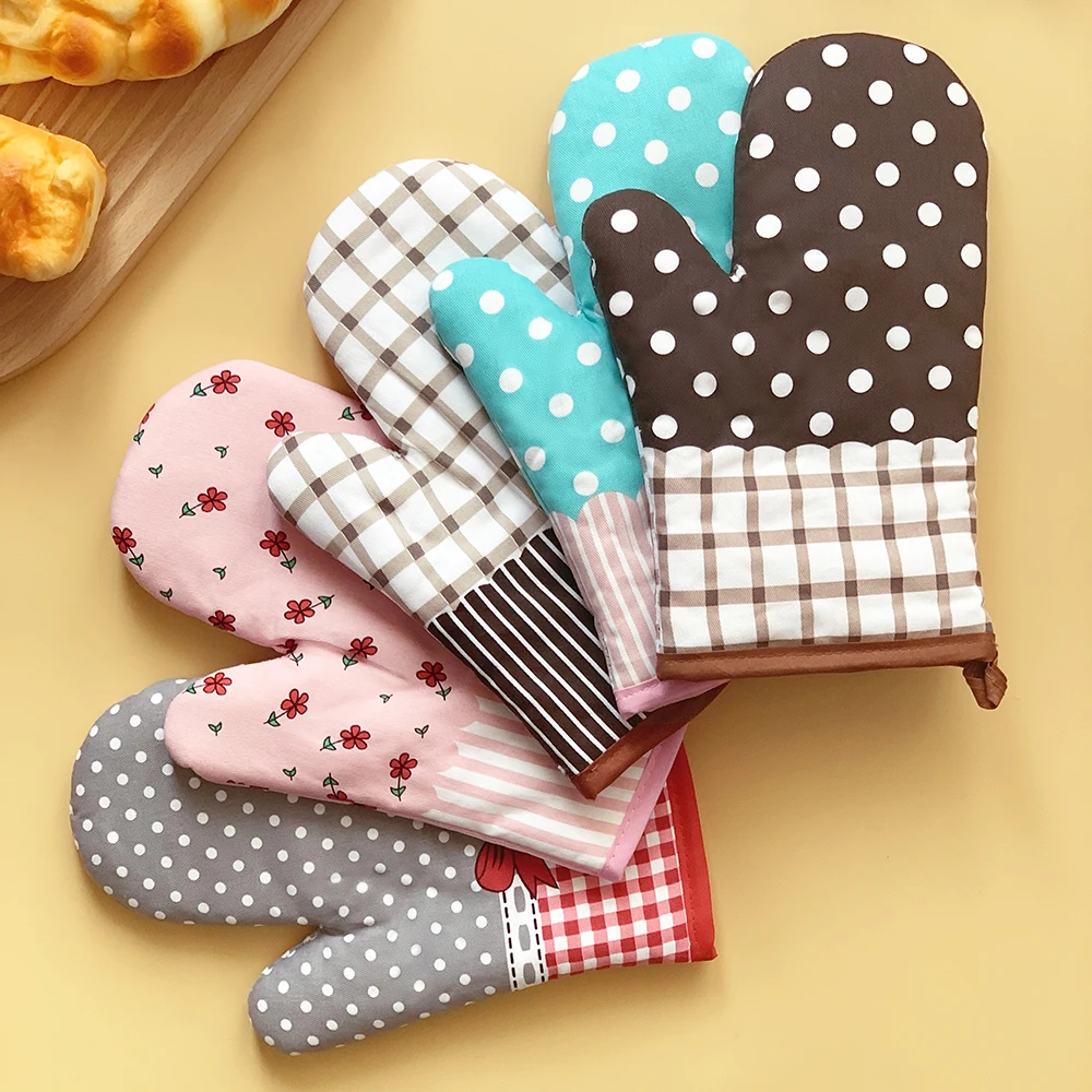 2 pieces of microwave oven gloves, anti scalding, anti steam, and heat-insulating gloves, non-toxic and environmentally friendly 2 pieces of microwave oven gloves, anti scalding, anti steam, and heat-insulating gloves, non-toxic and environmentally friendly