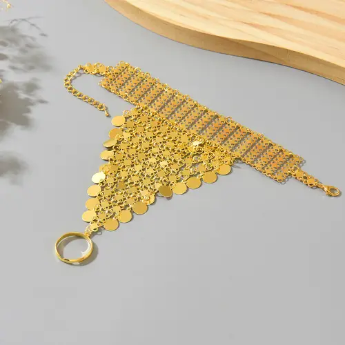 A Retro Ethnic Style Metal-Gilded Hollow-Carved Round Pendant Tassel Personalized Design Finger Chain - Image 4