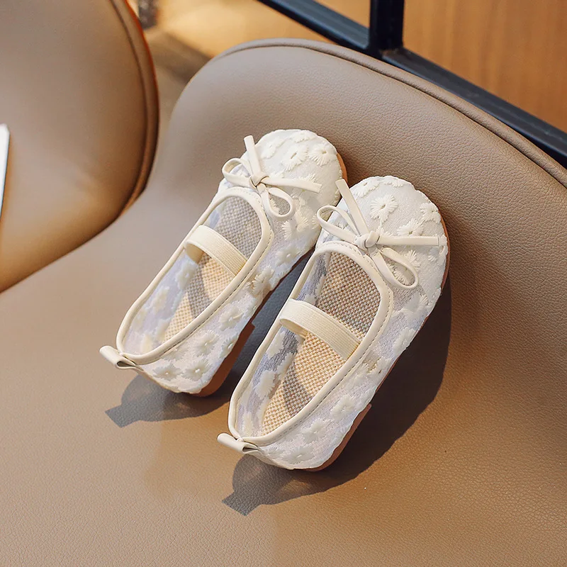 Girl Shoe Fashion Lace Shoe New Chinese Retro Kid Shoe 2023 Summer New Princess Shoe Embroidery Women Shoes Elegant Linen Shoes