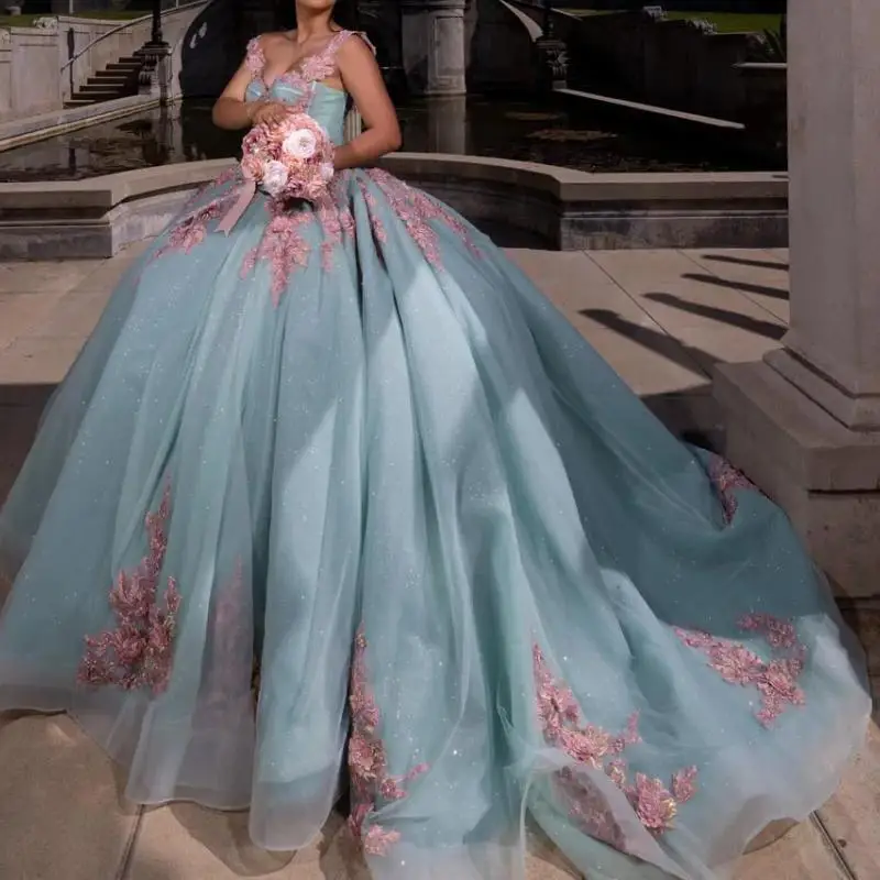 

Charming Princess Girls Prom Dresses V Neck Flower Applique Puffy Skirt Vestido De 15 Anos Sweet 16 Quinceanera Gown Party Wear