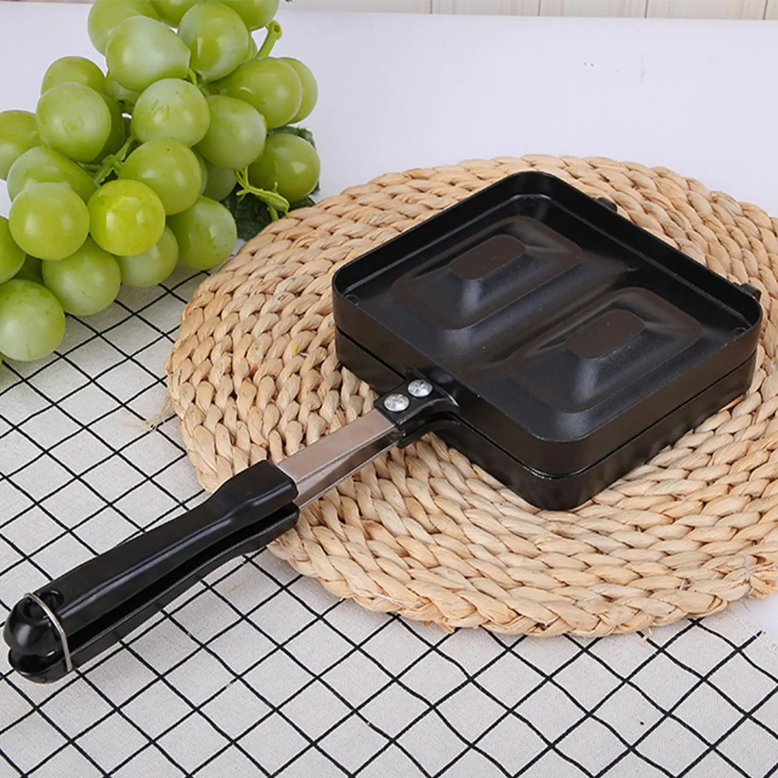 Sandwich Maker Multifunction Easy to Clean Aluminum Alloy Cooking Baking Utensil for Steak Lunch Omelets Barbecue Hot Dog