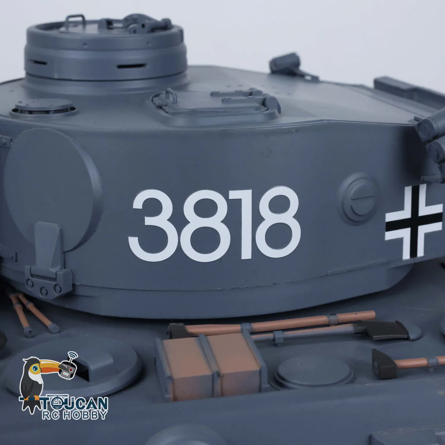 프로 베르 헹롱 투칸 1/16 7.0 타이거 I RC 탱크 3818 FPV 카메라 배럴 리코일 메탈 트랙 휠 BB탄 에어소프트 IR 엔진 사운드
