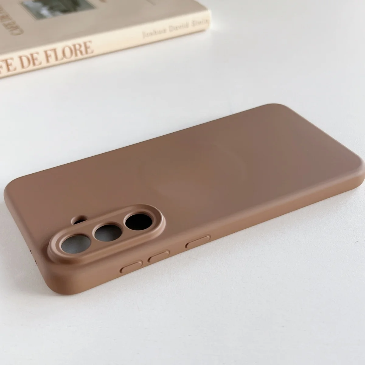 Premium Liquid Silicone Magnetic Wireless Charging Case - Magsafe Compatible
