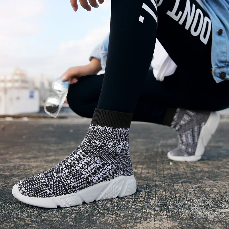 Aanvrager Stad bloem Sluiting 2022 unisex sokken schoenen vrouwen schoenen ademende hoge laarzen mode  sneakers stretch stof casual slip on dames schoenen nieuw| | - AliExpress