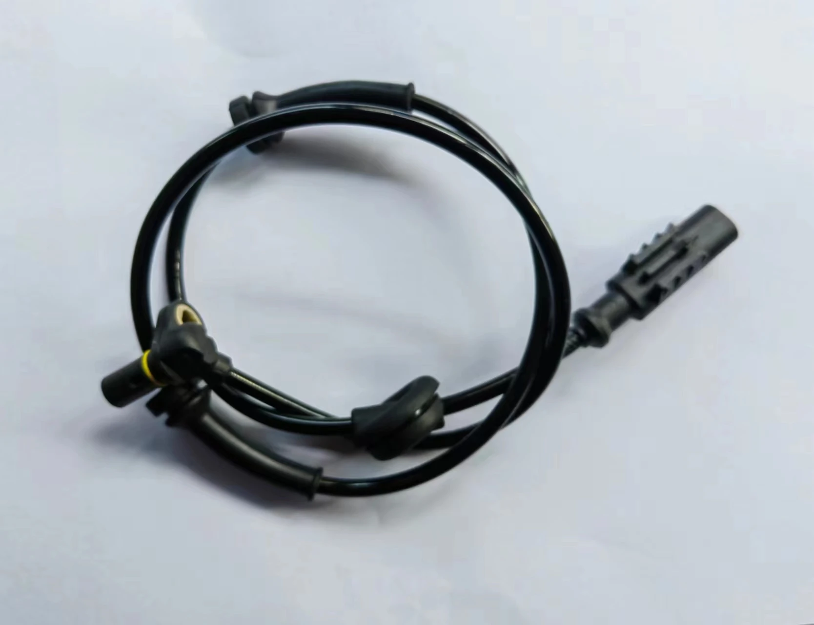 Датчик ABS задний правый 21214-3538370 21214-3538370, датчик скорости ...