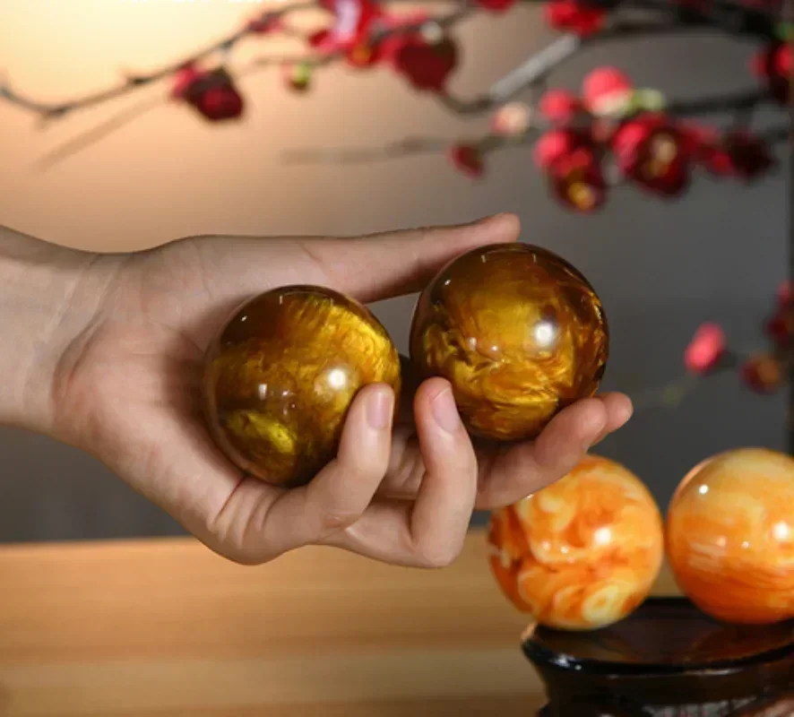 

1pc Amber Beeswax Sphere Ball Massage Ball Resin Crystal and Handball Sphere Elderly Middle-aged Healing Crystal Sphere Fitness