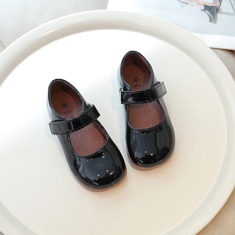 Children's Leather Shoes New Spring Autumn Girls Princess Shoes Fashion Glossy PU Red Kids Causal Ballet Flat Simple