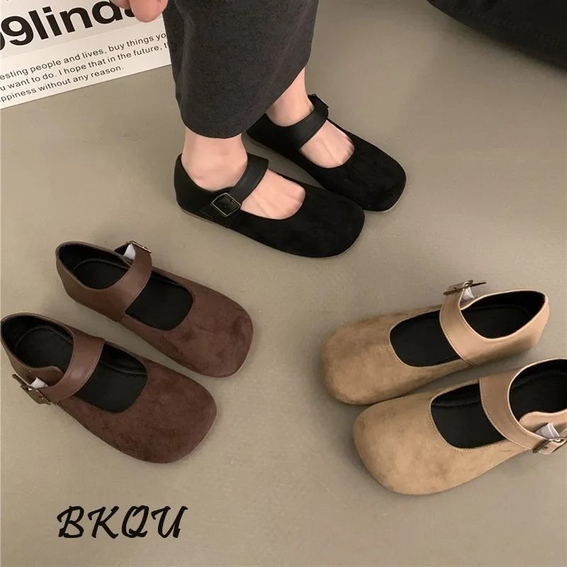 

BKQU Vintage Abrasive Leather One-line Button Mary Jane Shoes Flat Shoes 2024 Spring and Autumn New Soft Bottom Round Head Women