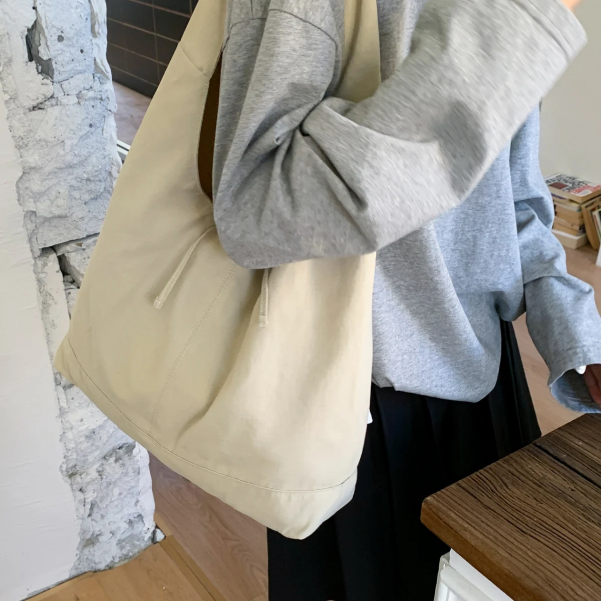 Korean Bag Women's French Strap Satchel Tote Bag Large Capacity Shoulder Bag Armpit Commuter Bag College Student Class Bag Bow Work Clothing Play Mountaineering Outdoor