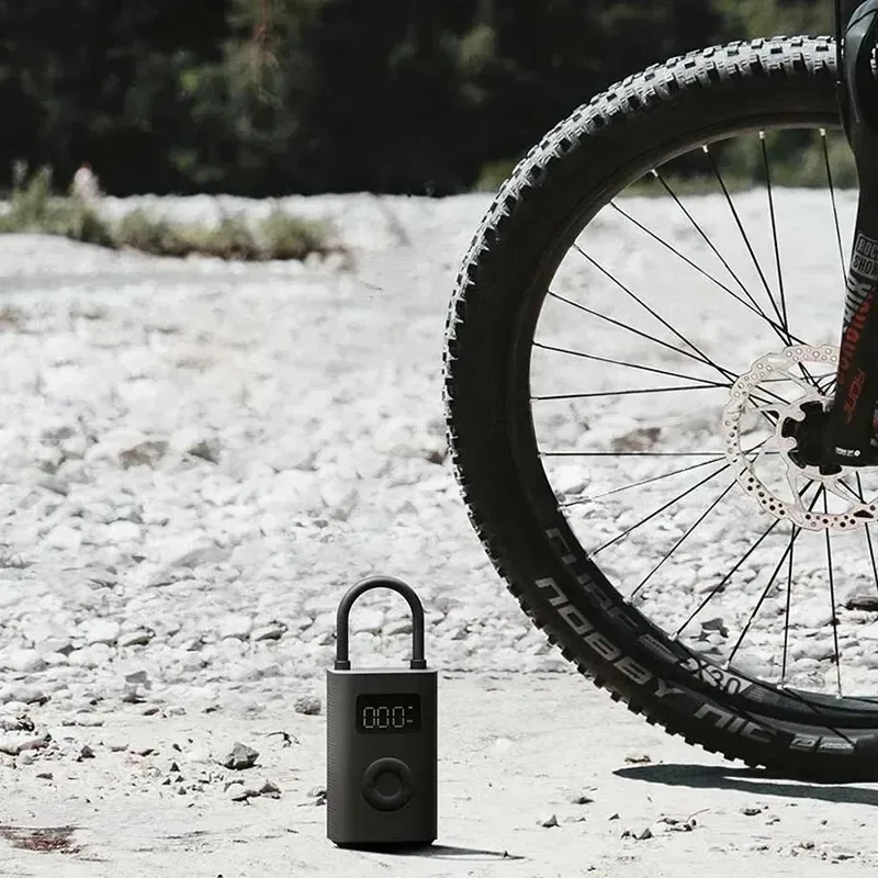 Xiaomi Mijia Inflatable treasur Air Compressor 2000mAh Portable Inflator Air Pump 2D For Bicycle Car Motorcycle Ball air pump