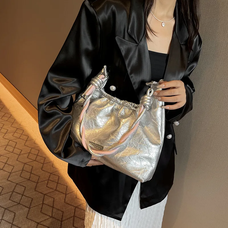 Fashion Shoulder Armpit Bags For Women's 2023 Fall New Trendy Niche Handbag Casual Simple Tote Bag Sale With Free Shipping