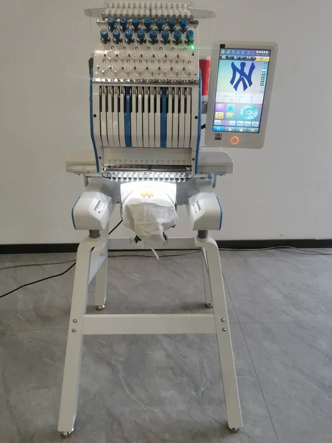 5 Years Warranty Lifetime Maintenance Mini Automatic Computerized Embroidery Machine For Clothes