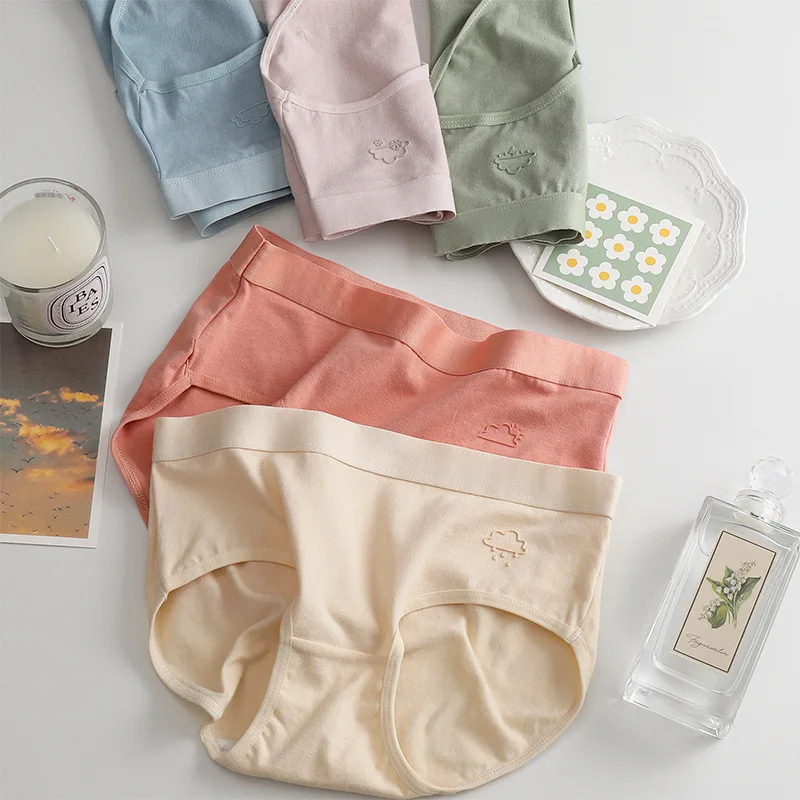 5Pcs Woman Cotton Panti Briefs Triangle Underwear For Young Girls Underpants Lady Mid Waist Cloud Panties Women Lingerie Girls Underwear