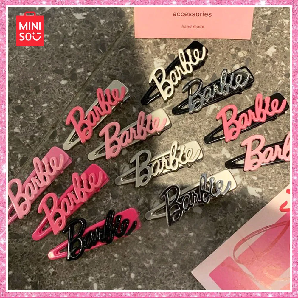 2024 Miniso Barbie Princess New Hairpin Sweet Cool Glitter Silver Letter Bang Clip Per Capelli A Becco D'Anatra Nero Rosa Kawaii Regalo Delicato