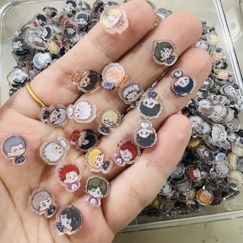 110 Stück Anime Haikyuu!! 1cm Acryl-Anhänger Kawaii Volleyball-Junge DIY-Zubehör Schlüsselanhänger PP-Clip Patch Wasserdichtes Fan-Geschenk Spielzeug