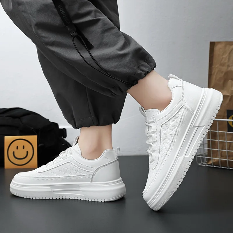 Fashion Men White Shoes All-match Korean Man Casual Sneakers Platform Boys Outdoor Board Shoes Breathable Comfy Sneakers
