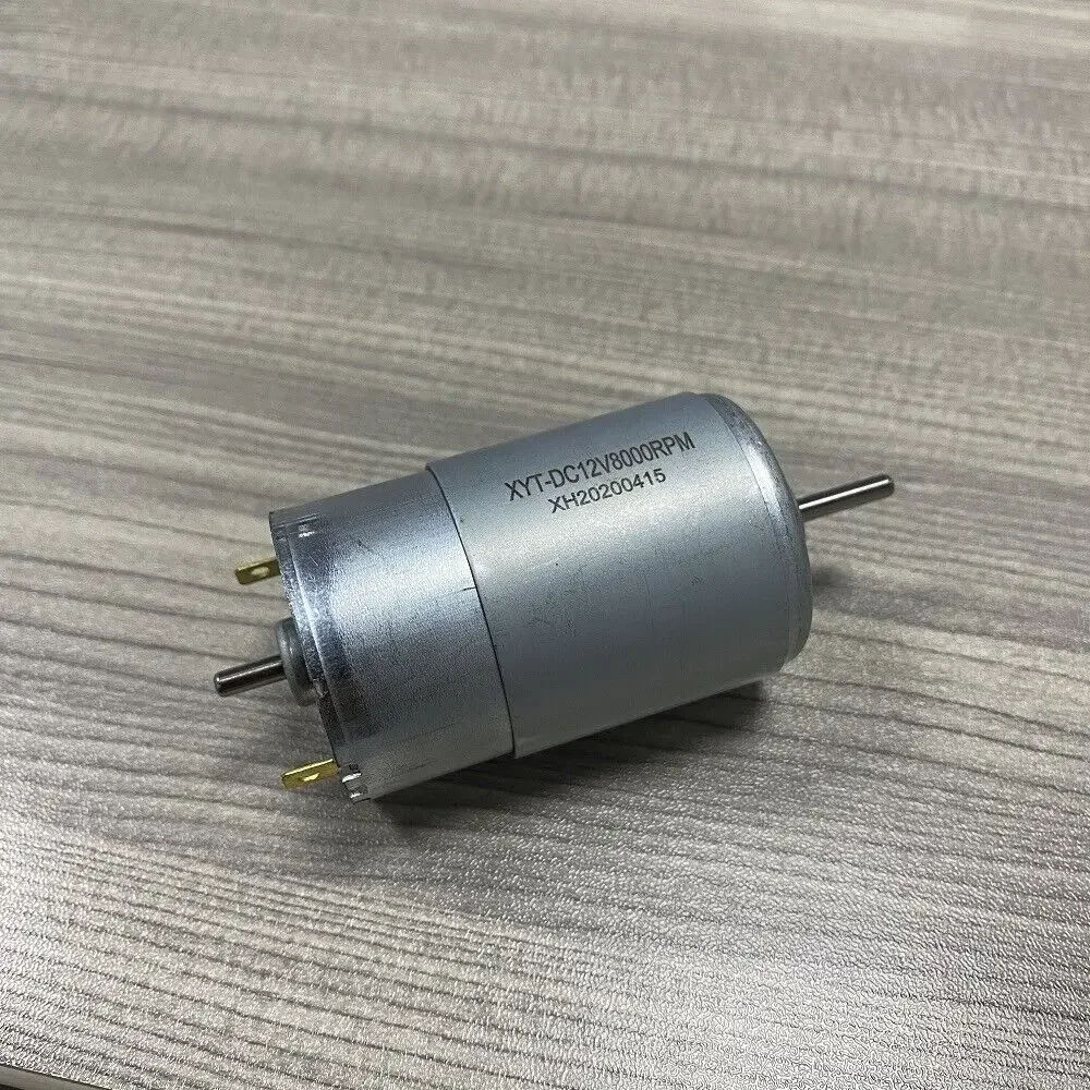 Moteur DC 6V-12V 8000RPM pour drone FPV, câbles et connecteurs visibles