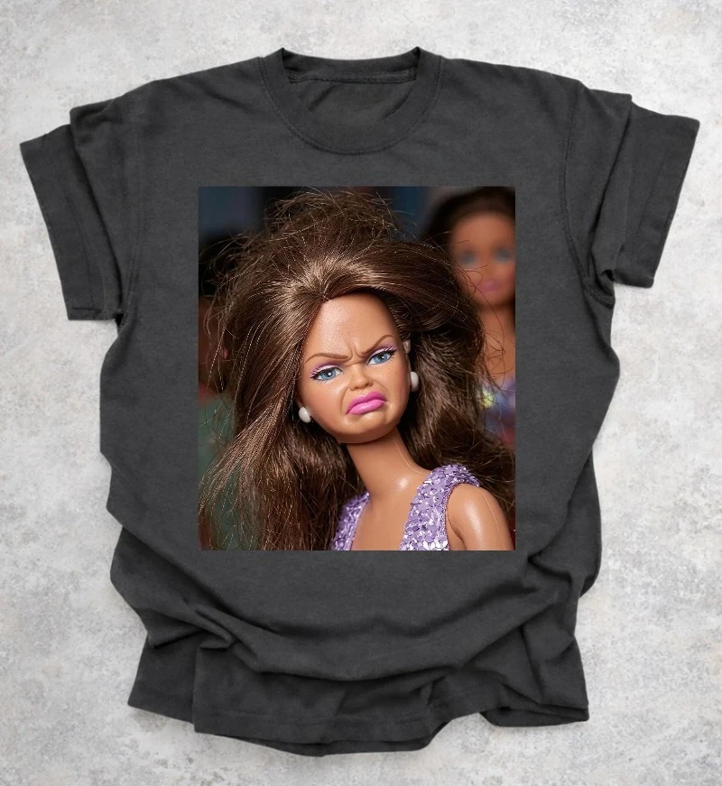 Lustiges Retro-Puppen-Grafik-T-Shirt, frecher Puppen-Meme-Print, lockeres und atmungsaktives Sommer-T-Shirt für Männer und Frauen