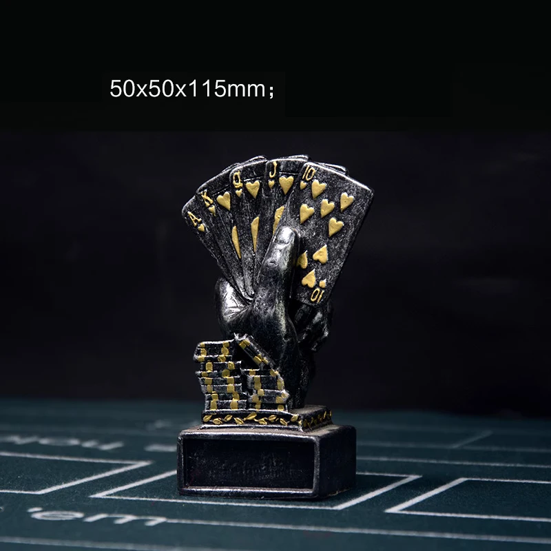 Customized Creative Poker Series Mini Trophy, Competitions Rewards Honors Souvenirs, Home Decorations, Plaque Commemorative, 1Pc