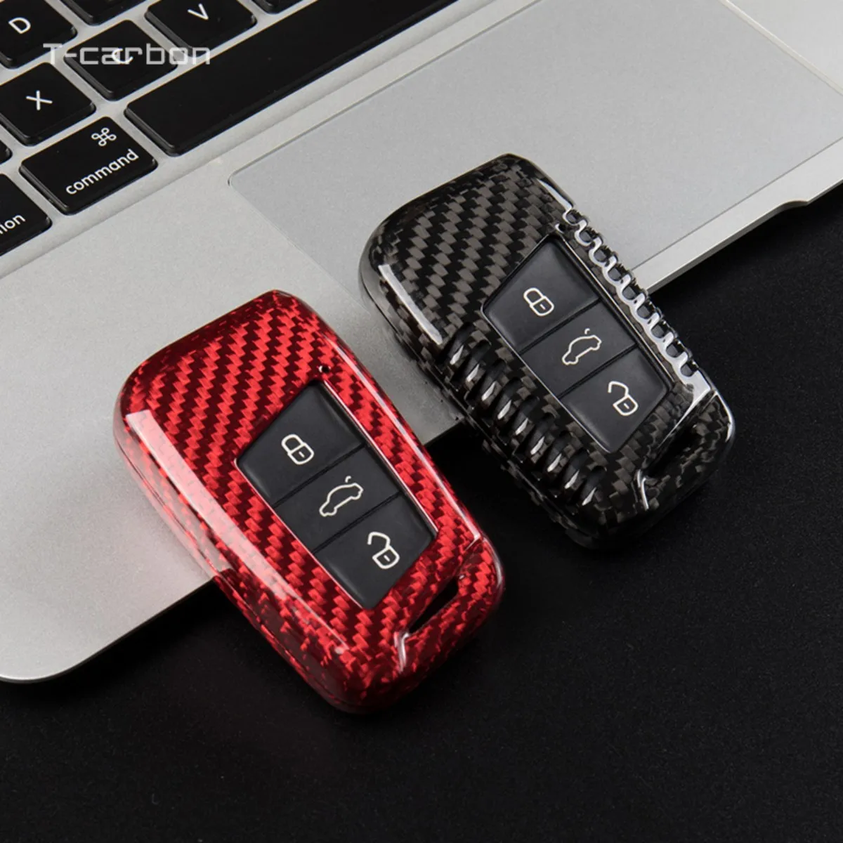 Carbon Fiber Look Silicone Key Fob Cover For Audi – Fits A1, A3, Q7, TT & More (Black/Gray)