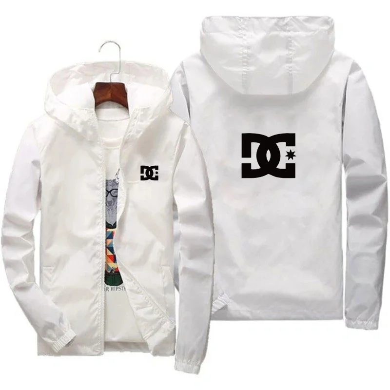 

2024 DC Spring and Autumn New Windbreaker Mountaineering Sports Print Men's Fashion Casual Jacket Men's Spring Coat