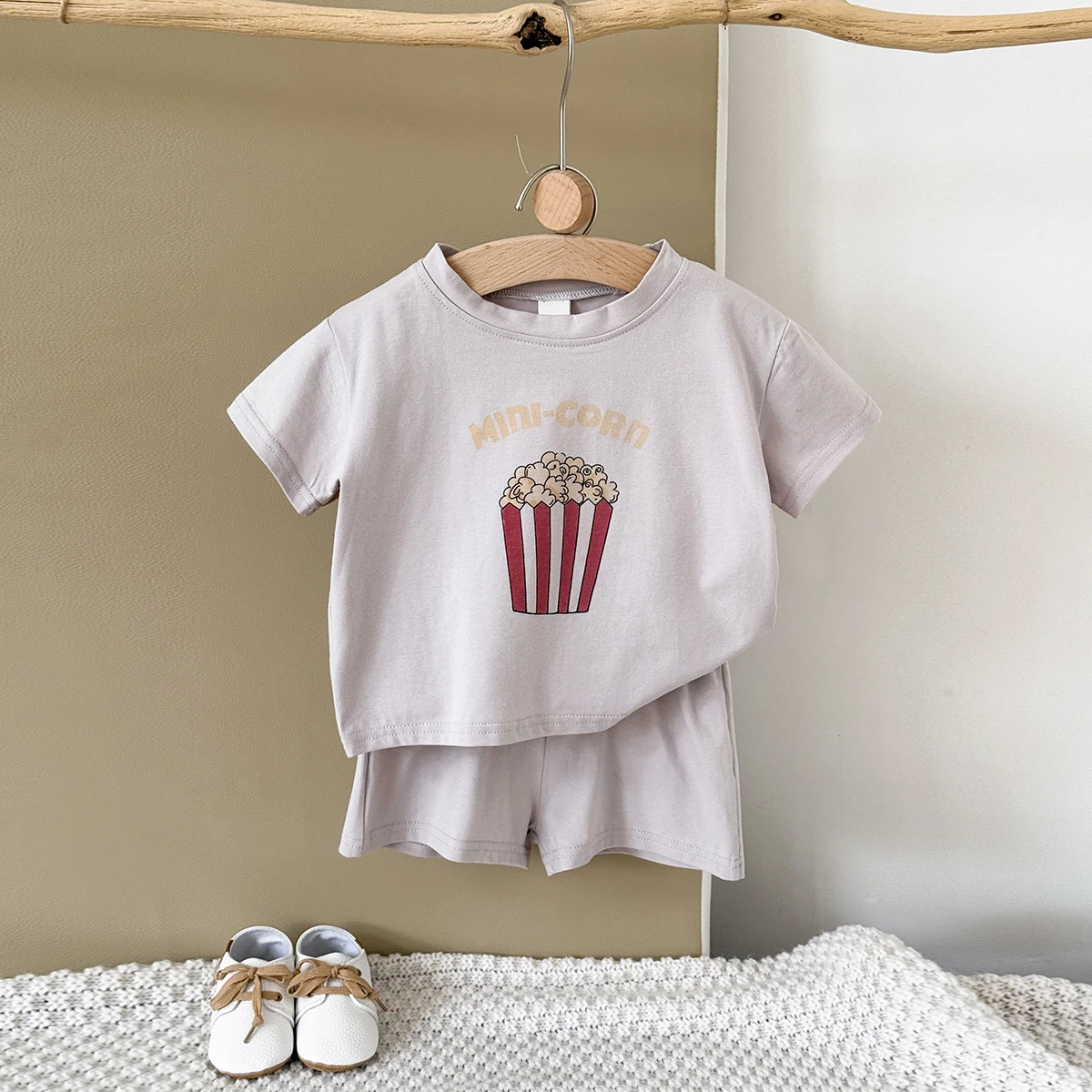 Slide image 960b560e2f0d4281a77886975f02ecc6