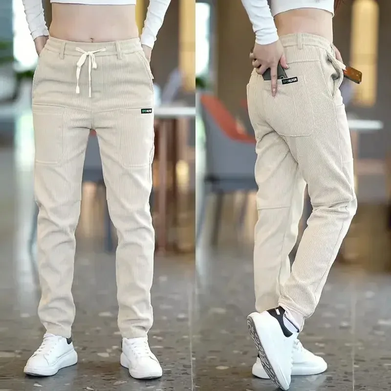 thumbnail image 1 of Pantalones para hombre, pantalones casuales de pana con bolsillos, para hombre, negros, ajustados, elegantes, nuevos, en poliéster, estilo coreano clásico, tendencia, venta, 1 of 5