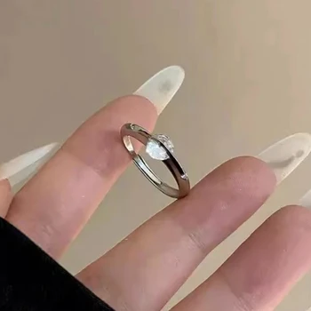 Anelli Regolabili con Pianeta Rotante in Zircone, Colore Argento, Gioielli alla Moda per Donne, Accessori Minimalisti