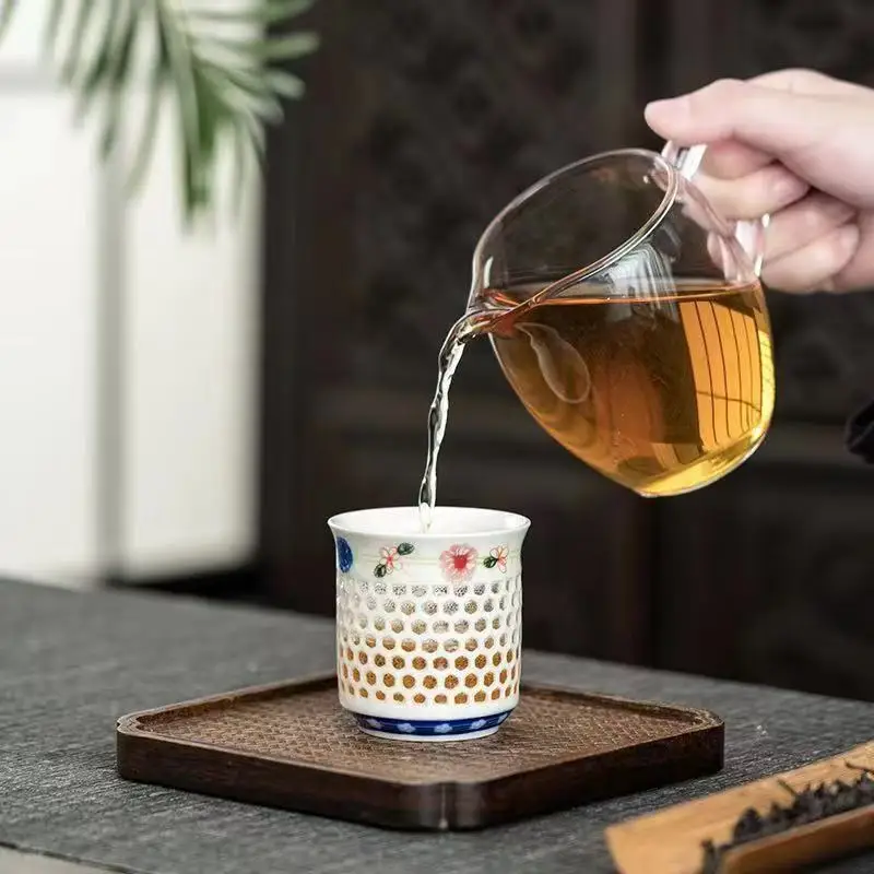 Tea Cup Glass Tea Set Crystal Hollow Tea Cup White Ceramic Teaware Blue Porcelain Teacup Kung Fu Tea Set Gifts Drinkware Water Cup Puer Bowl