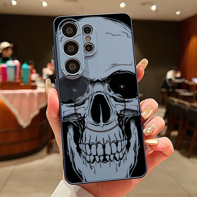 Human Skull Print Magnetic Phone Case Cover – Stylish and Durable Protection