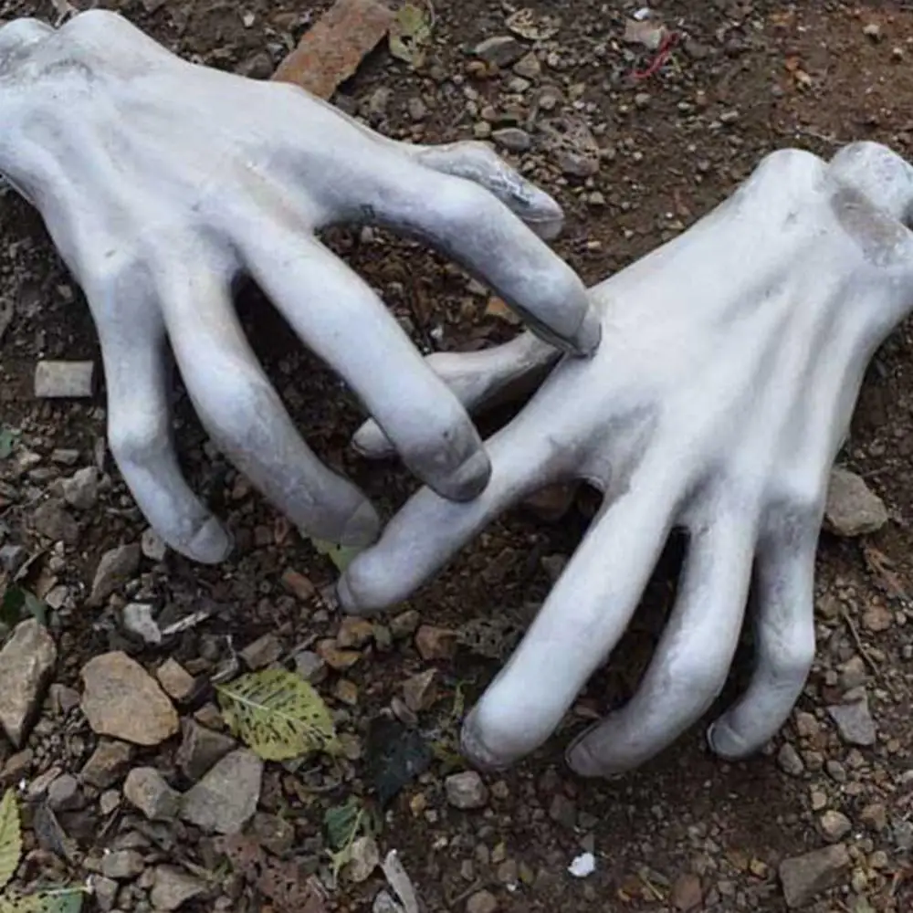 

2Pcs Artificial Creepy Plastic Hands Bar Haunted House Decoration Halloween Decoration Movies Fake Hands Anime Figure Model Doll