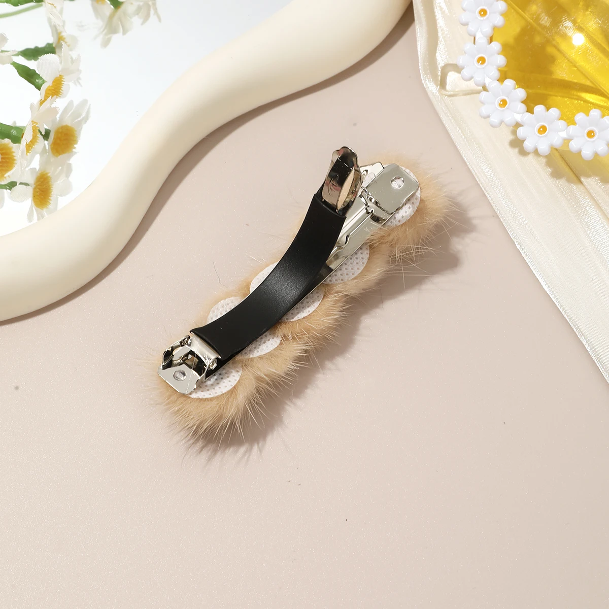 1pc Korean Plush Spring Hair Clip Temperament Women Girls Simple Hairpin Solid Color Barrette Hair Styling Accessories Headwear