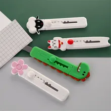 

1pc Cratoon Cat Sheep Utility Knife Push Type Paper Cutter Express Unpacking Envelope Office Paper Cutting Art Knife Stationery