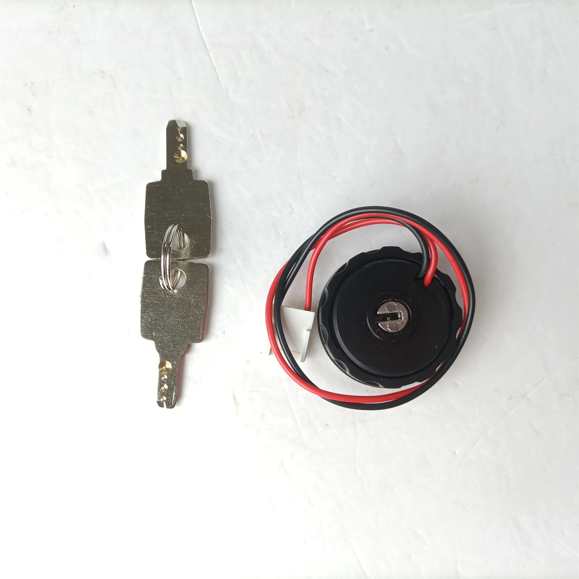 Elevator COP LOP Circular Base Station Lock Run Stop Key Switch Power Lock Lift Spare Parts