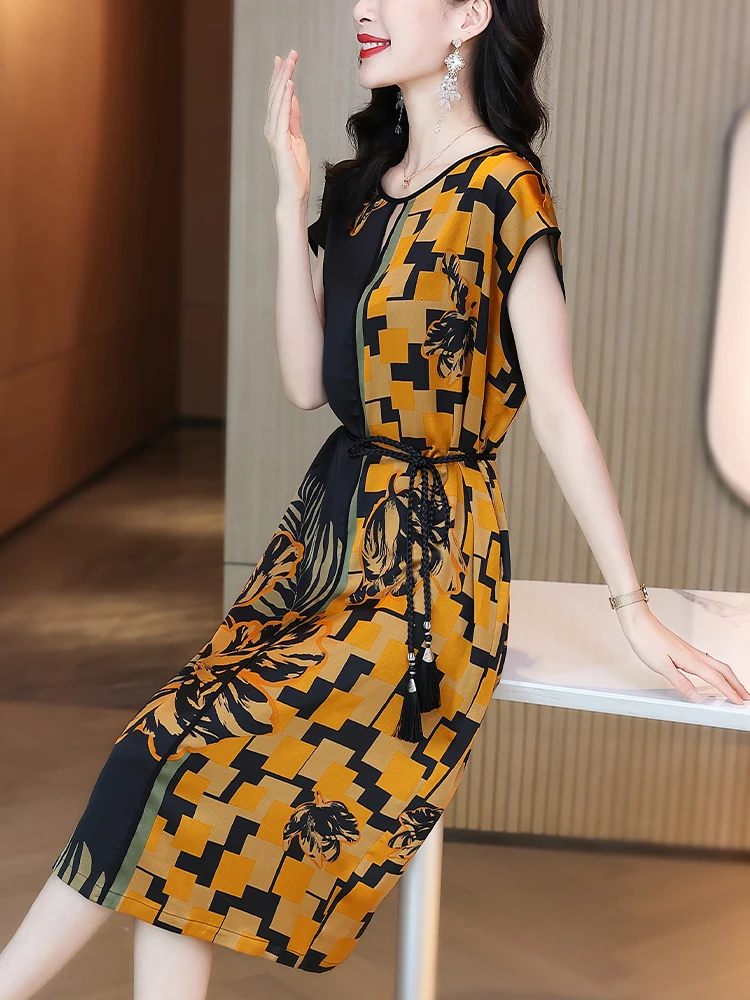 

Женское платье-миди в полоску, с коротким рукавом и круглым вырезом