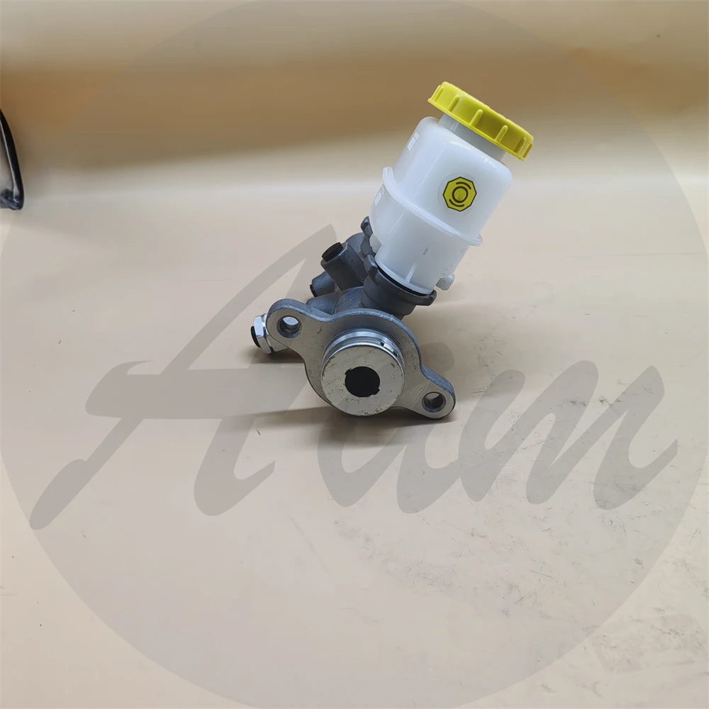 Right Hand Drive Brake Master Cylinder Assy For Nissan Almera Pulsar 46010-8M102 460108M102 46010-8M102-ZZ 460108M102ZZ