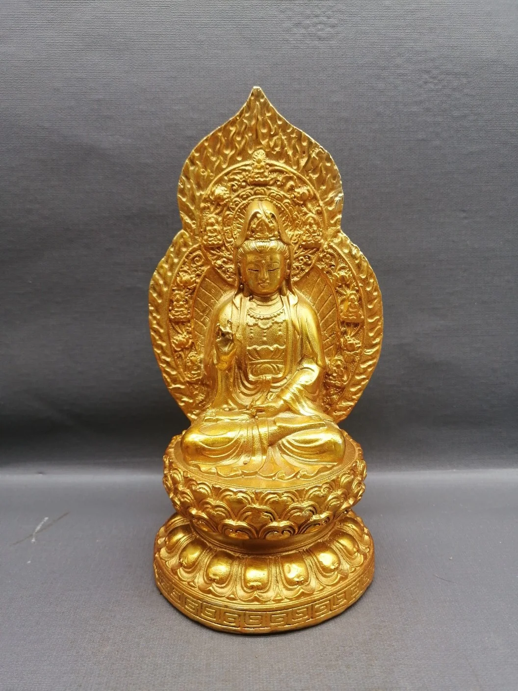

China Elaboration Brass Statue Geomantic Lucky Wealth Guanyin Bodhisattva Metal Crafts Home Decoration