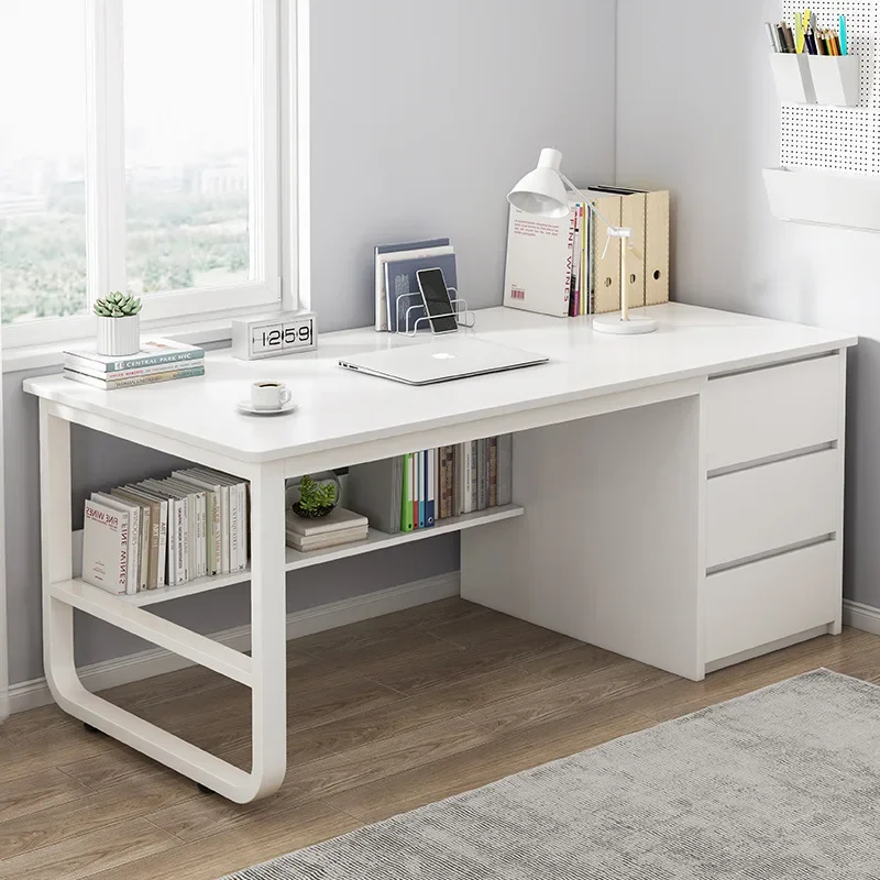 Scrivania semplice per casa con libreria integrata