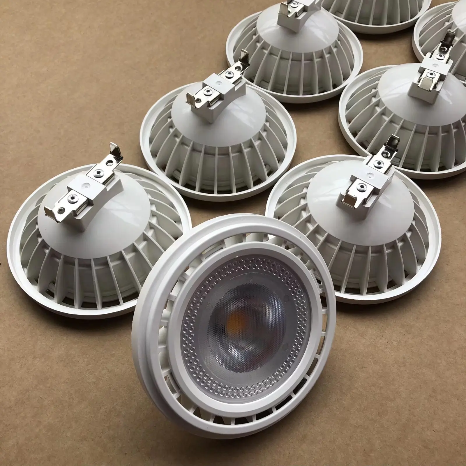 1PCS 화이트 바디 AR111 15W LED COB 다운라이트 디밍 가능 G53 GU10 베이스 램프 스포트라이트 DC12V AC110-240V QR111 전구 조명