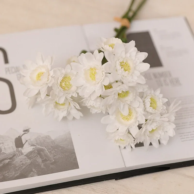 3 stücke Simulation Kamille Seide Gefälschte Blumen Auditorium Dekor Orange Gänseblümchen Bouquet Hochwertige Künstliche Blume Raum Dekoration