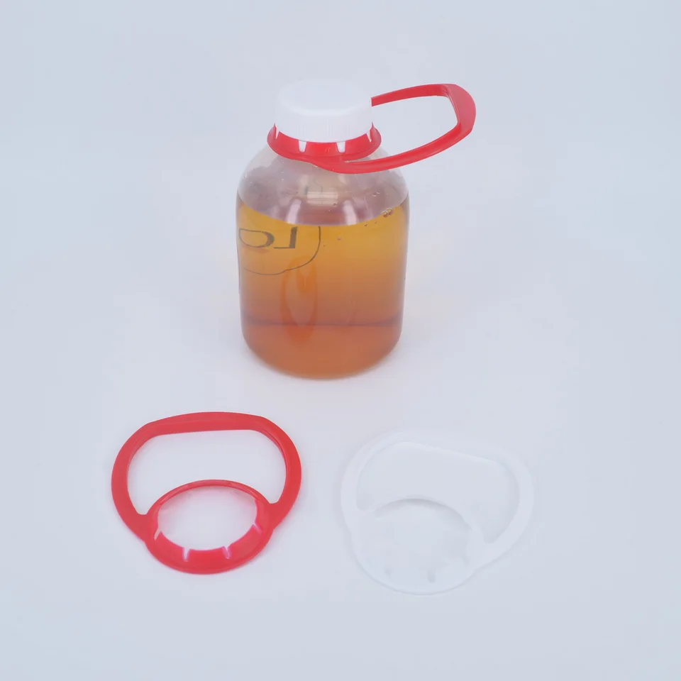 Modelli Di Plastica Delle Bottiglie Per Le Salse Illustrazione Modelli Di Plastica Delle Bottiglie Per Le Salse Illustrazione