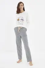 

Trendyol Printed Knitted Pajamas Set THMAW22PT1396