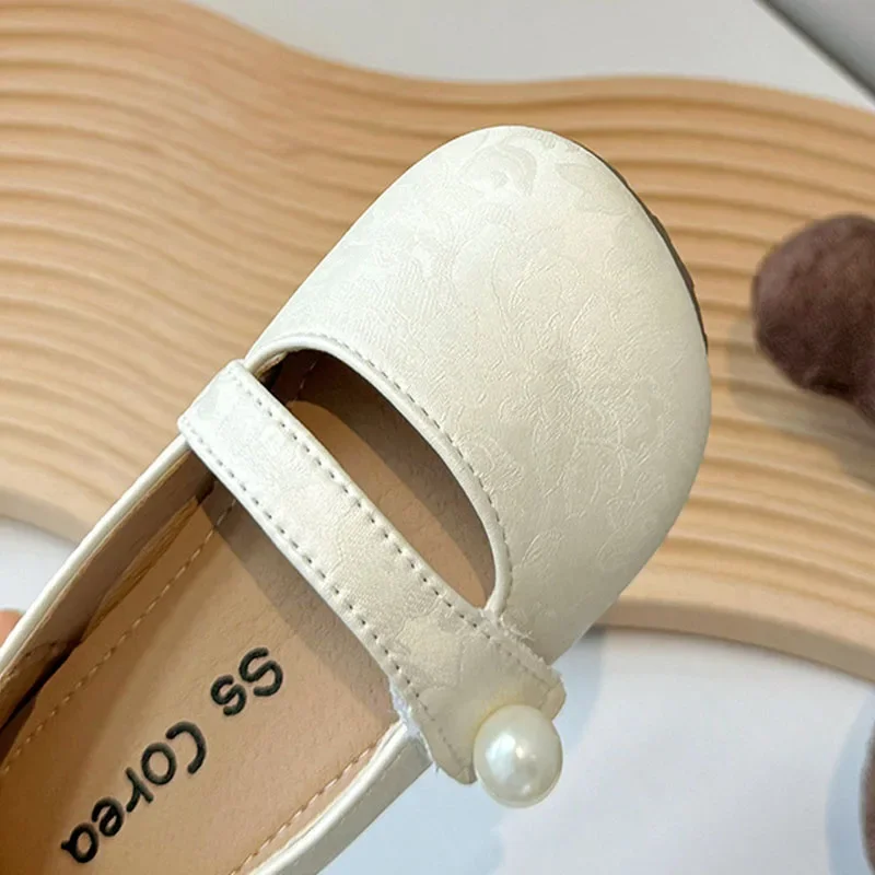 New Girls Embossed Flower Small Leather Shoes Little Kids Baby Princess Shoes Autumn Models Beige Green Silver Girl H07295