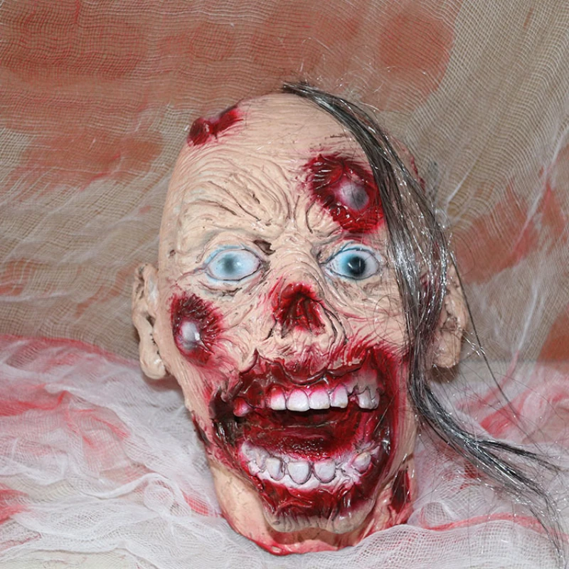 

Bloody Corpse Head Halloween Props Realistic Hanging Severed Head Roten Face Cut Off Head Haunted House Party Decoration