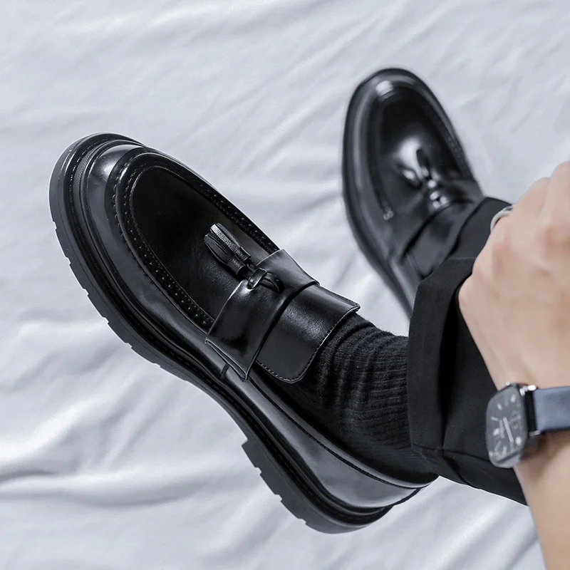 

Tassel Dress Shoes Men Shoes Brand Luxury Loafers Black British Style Moccasin Thick Bottom Low Heel Business Formal Men's Shoes