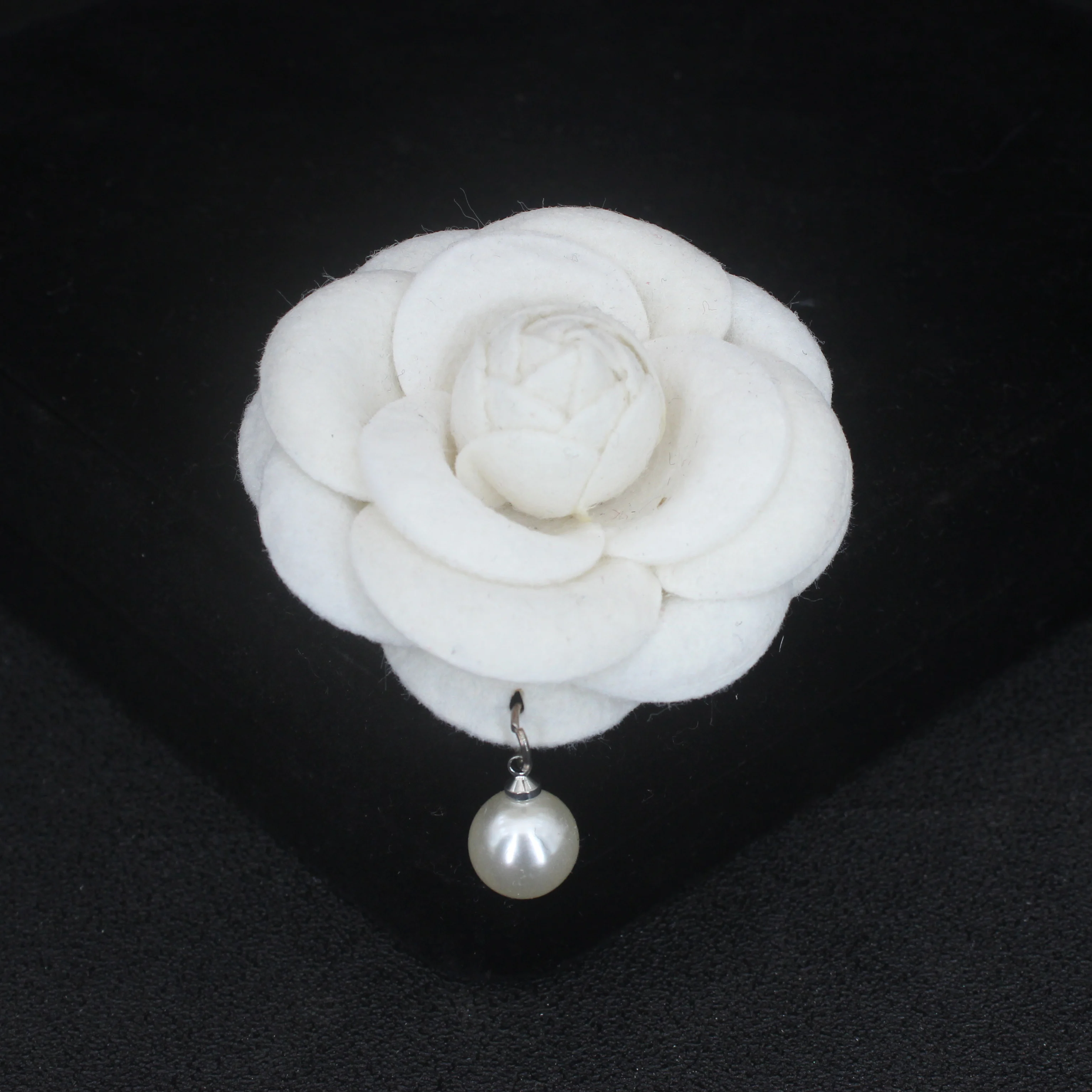 Korean Fabric Flower Brooch Pins Pearl Corsage Fashion Jewelry Wool  Brooches for Women Shirt Collar Accessories Gifts Dropship